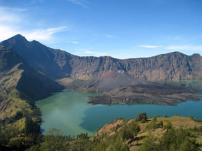 Le volcan Rinjani et le lac Segara Anak