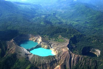 Lacs du volcan Kelimutu