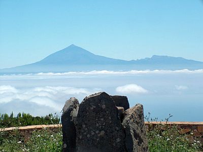 Vue du sommet du Garajonay, le Teide en arrière-plan