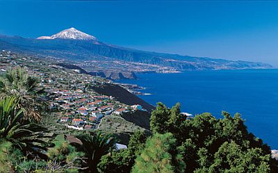 Tenerife, la mer et le Teide en arrière-plan