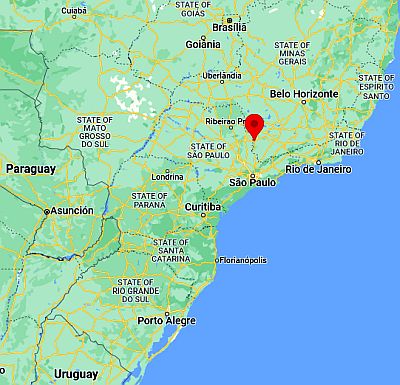 Poços De Caldas, position dans la carte