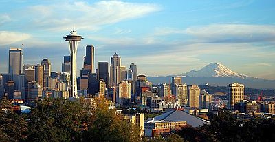 Seattle, avec le mont Rainier en arrière-plan