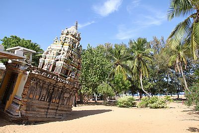 Batticaloa, temple hindou touché par le tsunami
